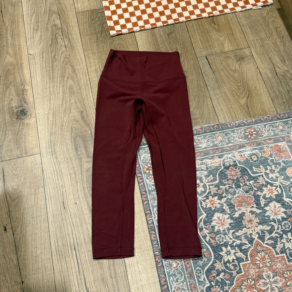 lululemon athletica Pants - Burgundy Lululemon High-Waisted Leggings with Streamlined Silhouette Size 4
